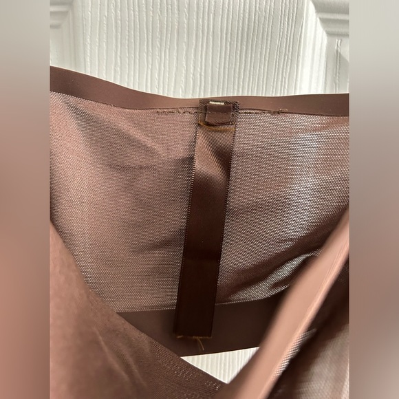 Skims Sheer Sculpt Bandeau and High-waisted Thong Set Size Medium - Picture 6 of 15